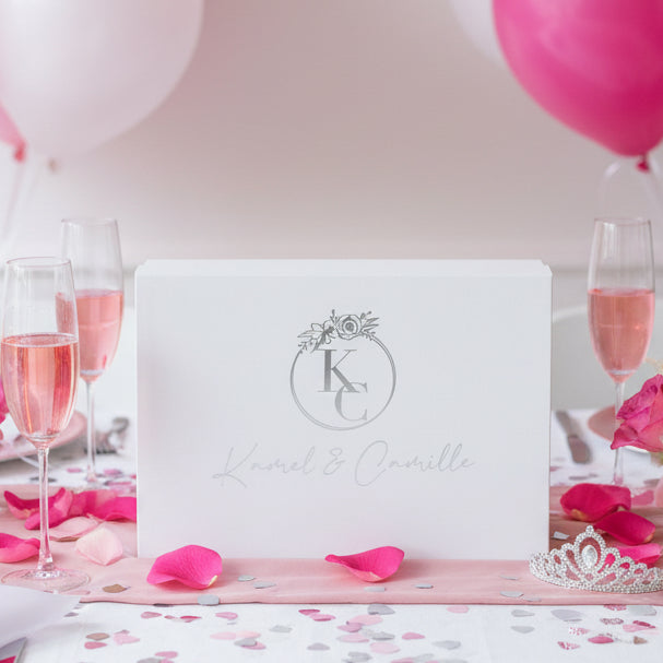 Cadeau de mariage - coffret serviettes dans une boite cadeau